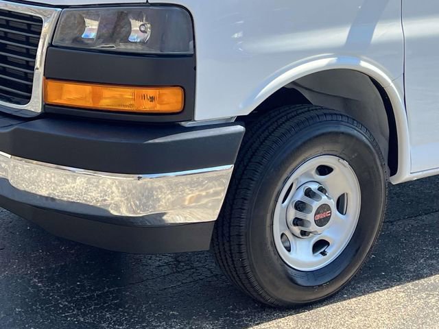 New 2026 GMC Savana 2500 Extended w/ Driver Convenience Package RWD image 9