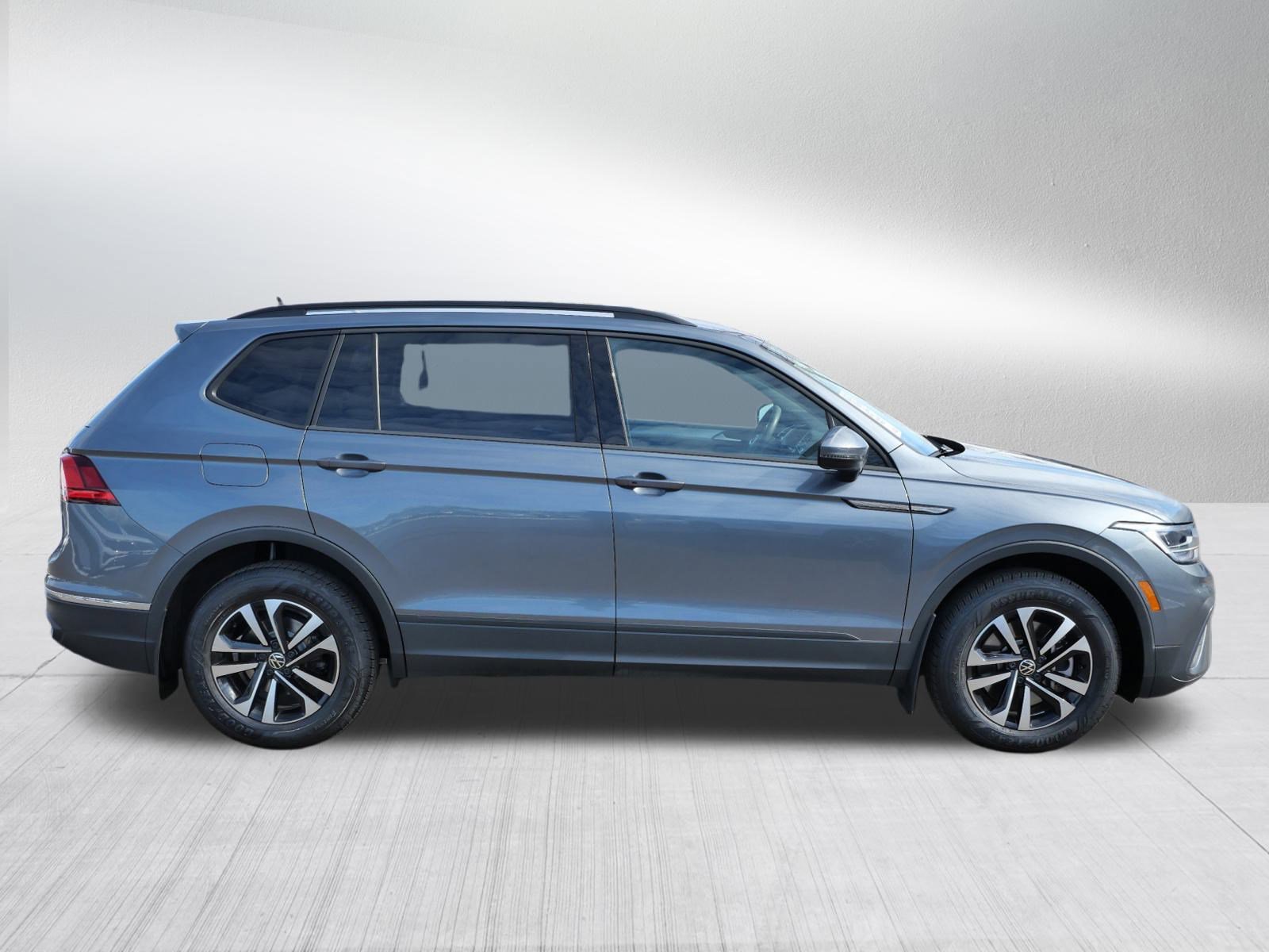 Certified 2023 Volkswagen Tiguan S image 8