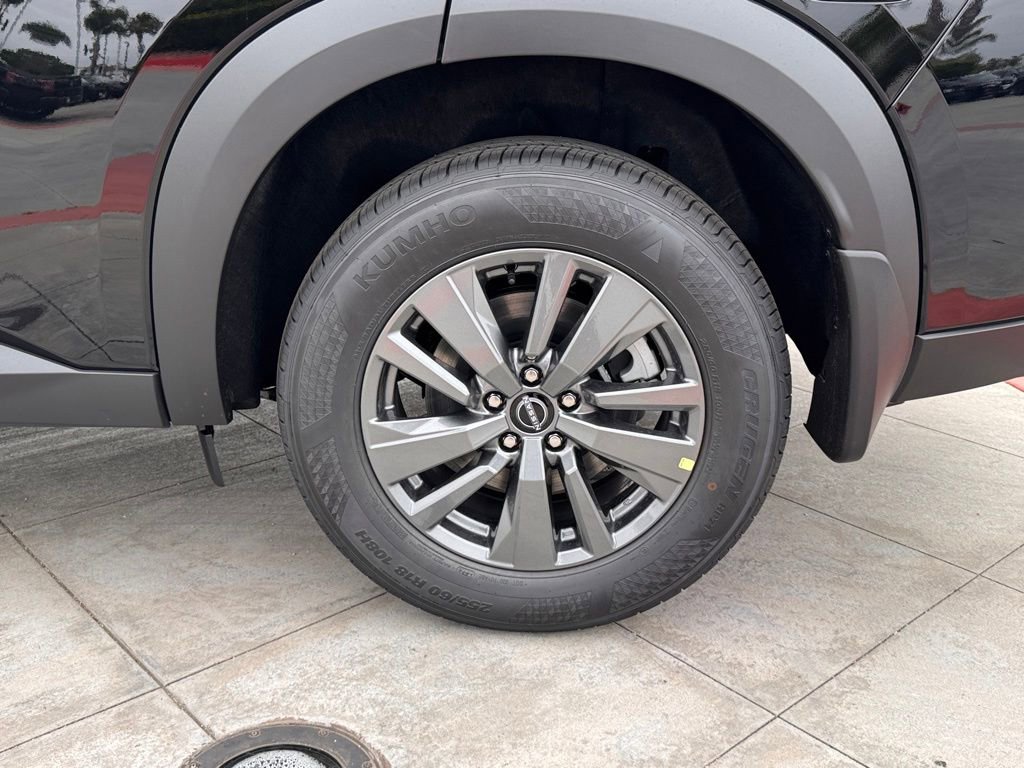 New 2026 Nissan Pathfinder SV FWD image 8