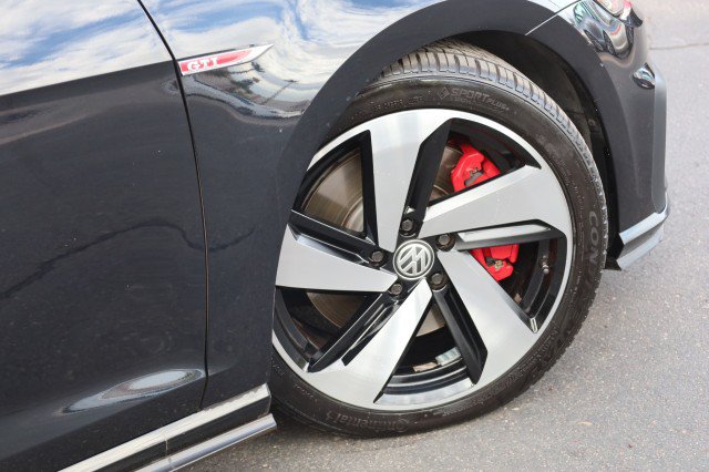 Used 2018 Volkswagen GTI SE w/ SE Leather Package FWD image 55