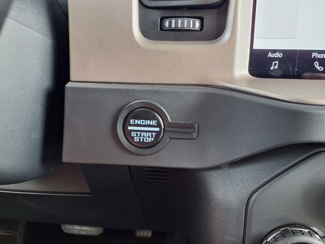 Used 2025 Ford Bronco Outer Banks image 28