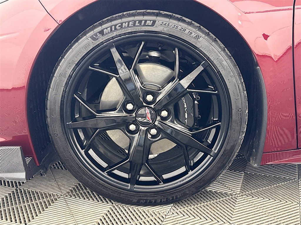 Used 2020 Chevrolet Corvette Stingray Premium Cpe w/ 3LT Preferred Equipment Group image 29