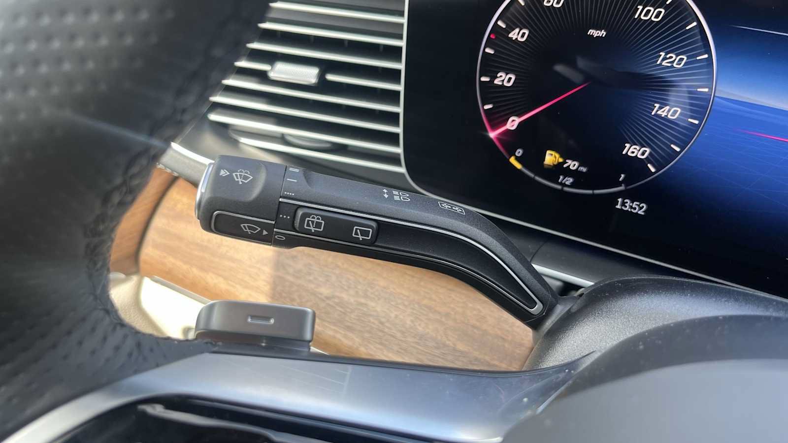 New 2026 Mercedes-Benz GLS 580 4MATIC image 42
