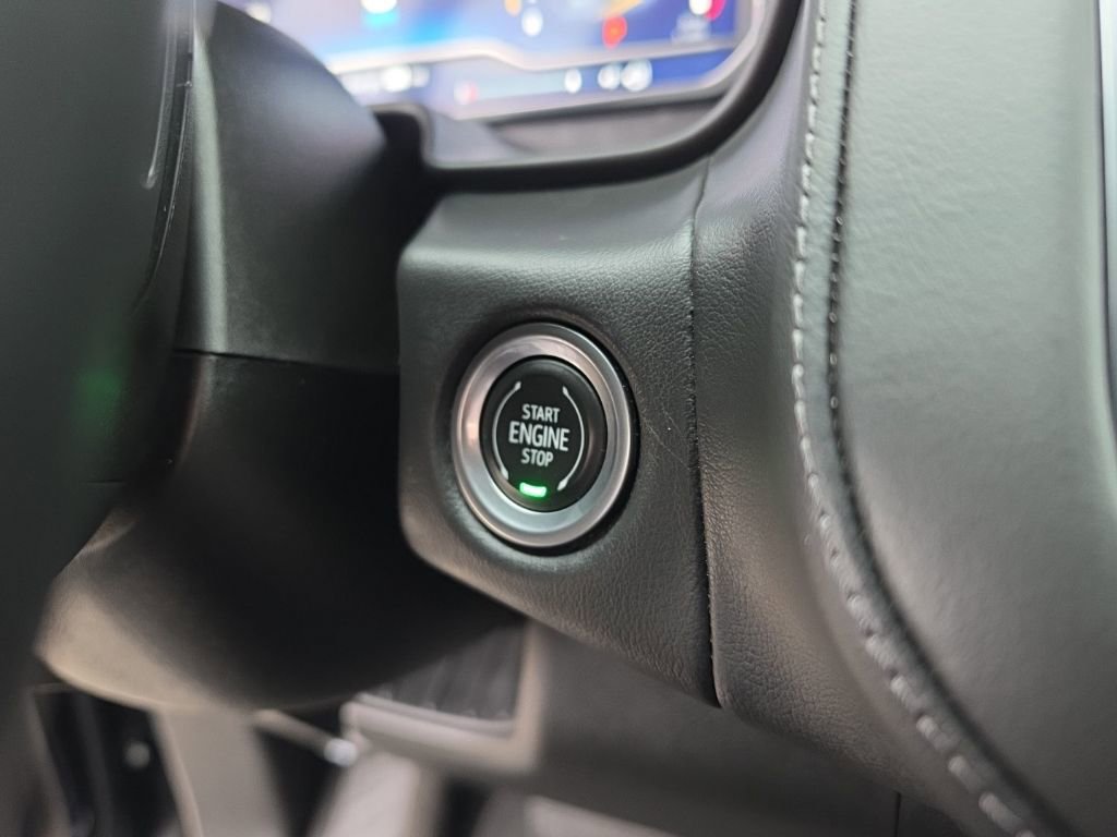 Used 2023 Chevrolet Tahoe LT AWD/4WD image 19