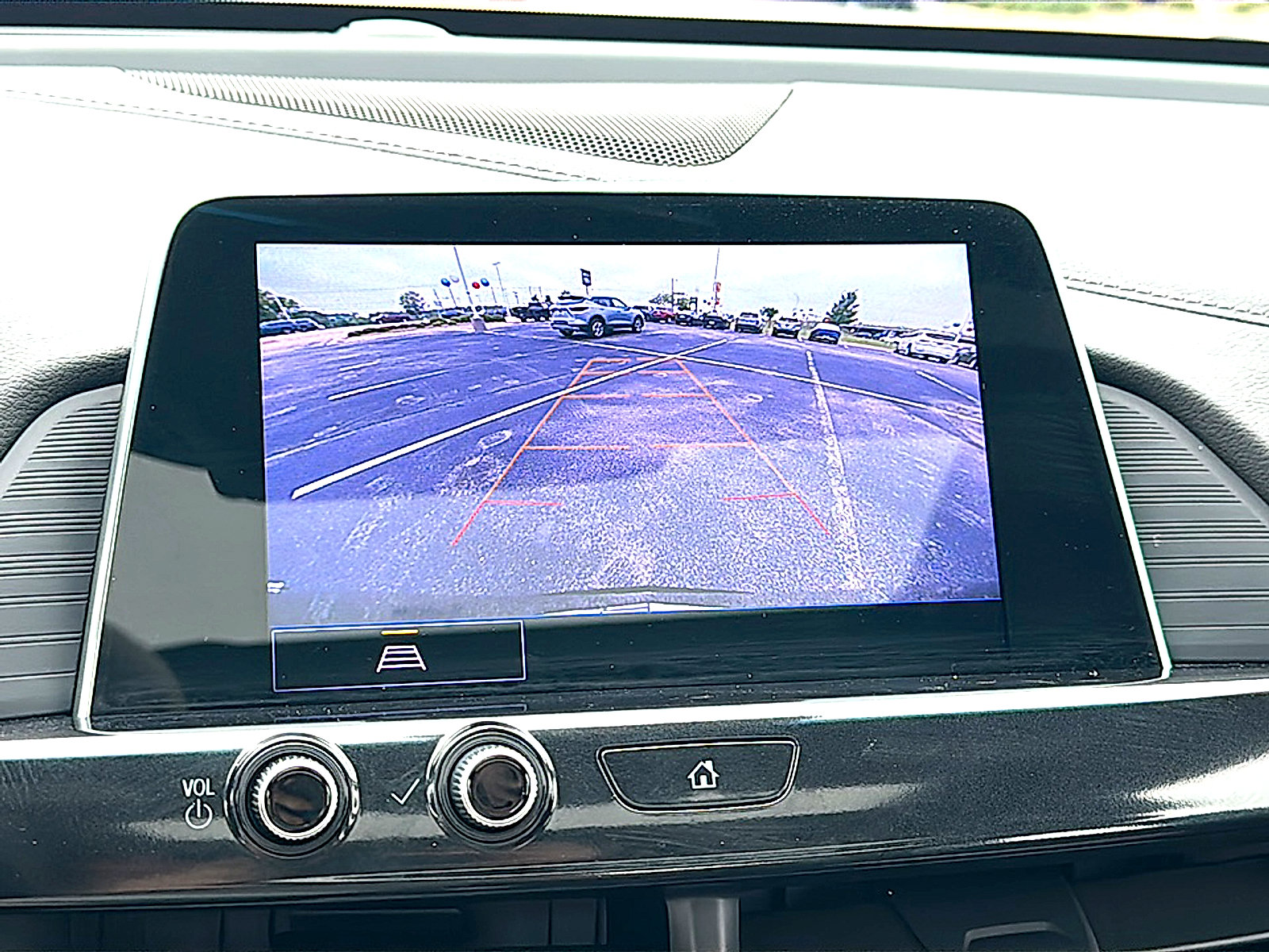 Certified 2026 Cadillac CT4 Luxury AWD/4WD image 33