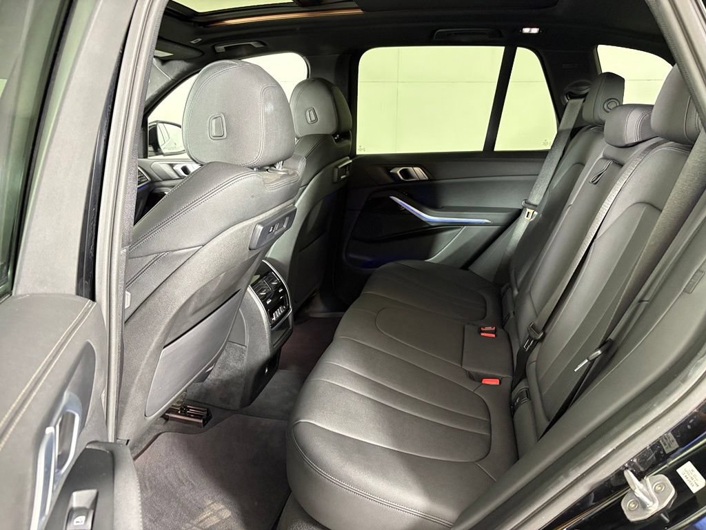 Used 2020 BMW X5 sDrive40i w/ Premium Package RWD image 37