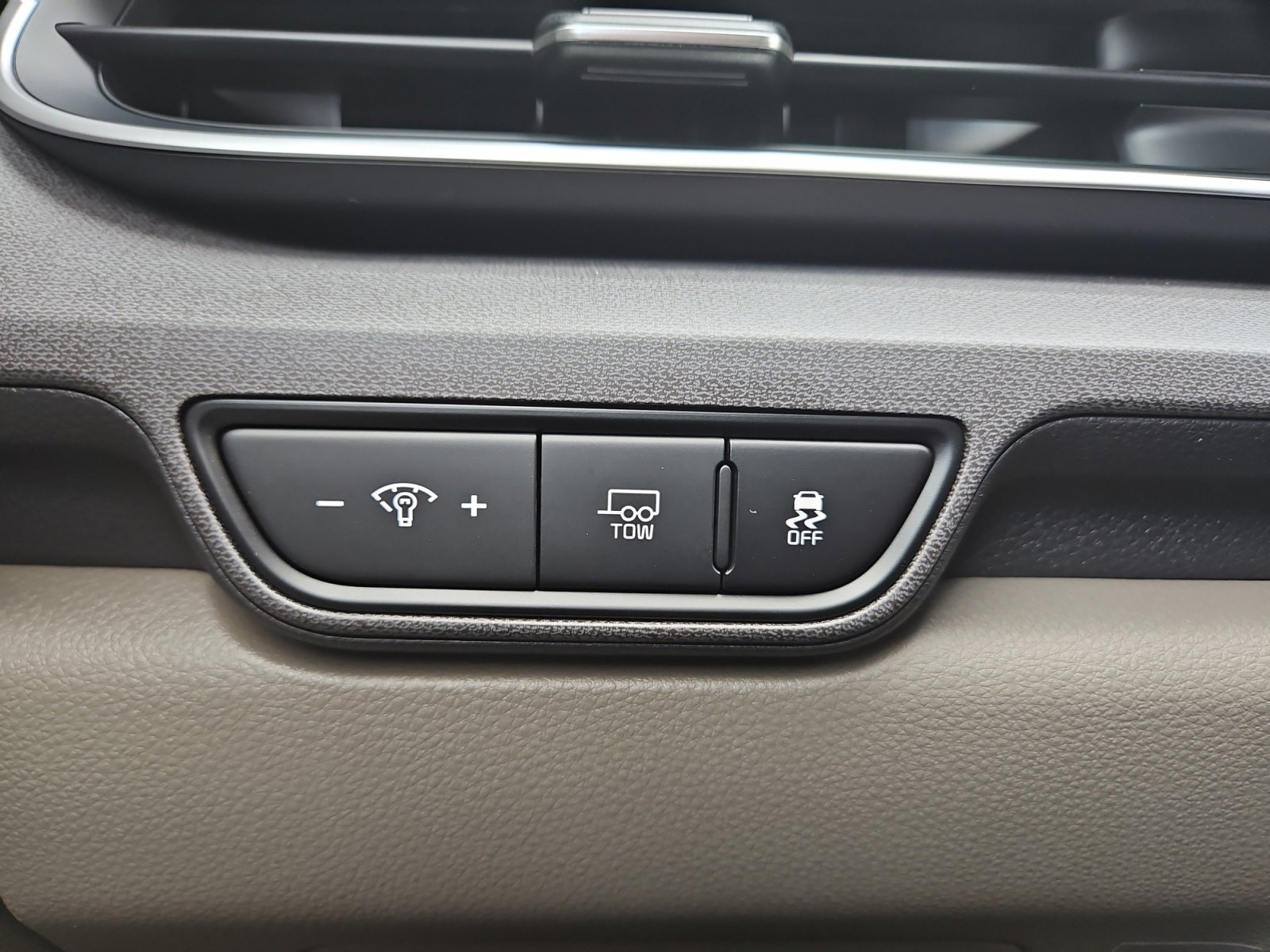 New 2026 Kia Carnival EX image 23