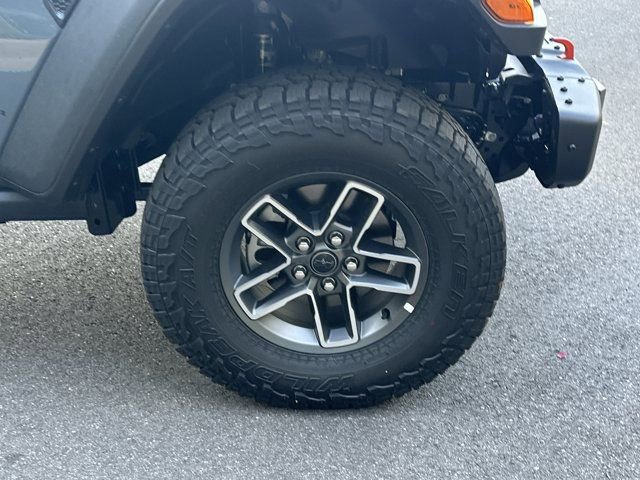 New 2025 Jeep Gladiator Mojave w/ Steel Bumper Group image 12