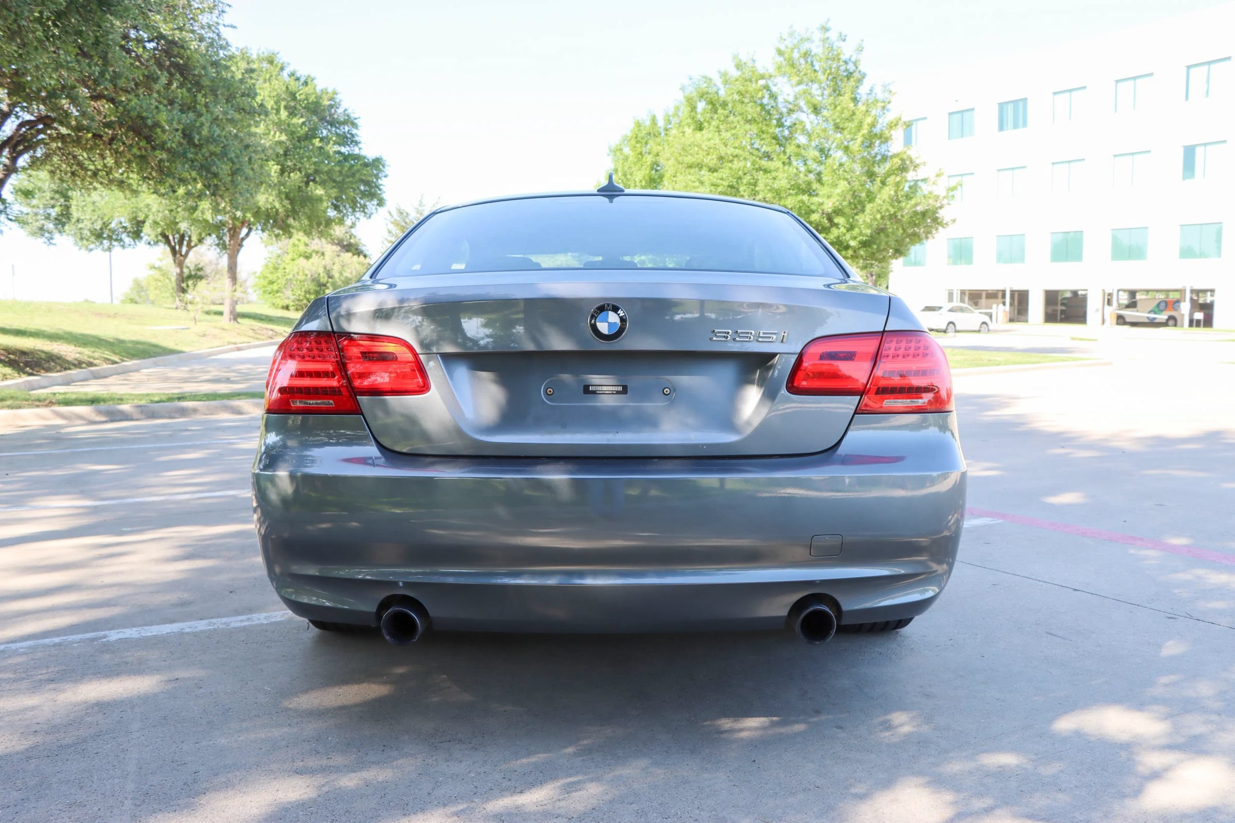 Used 2011 BMW 335i Coupe w/ Premium Pkg RWD image 6