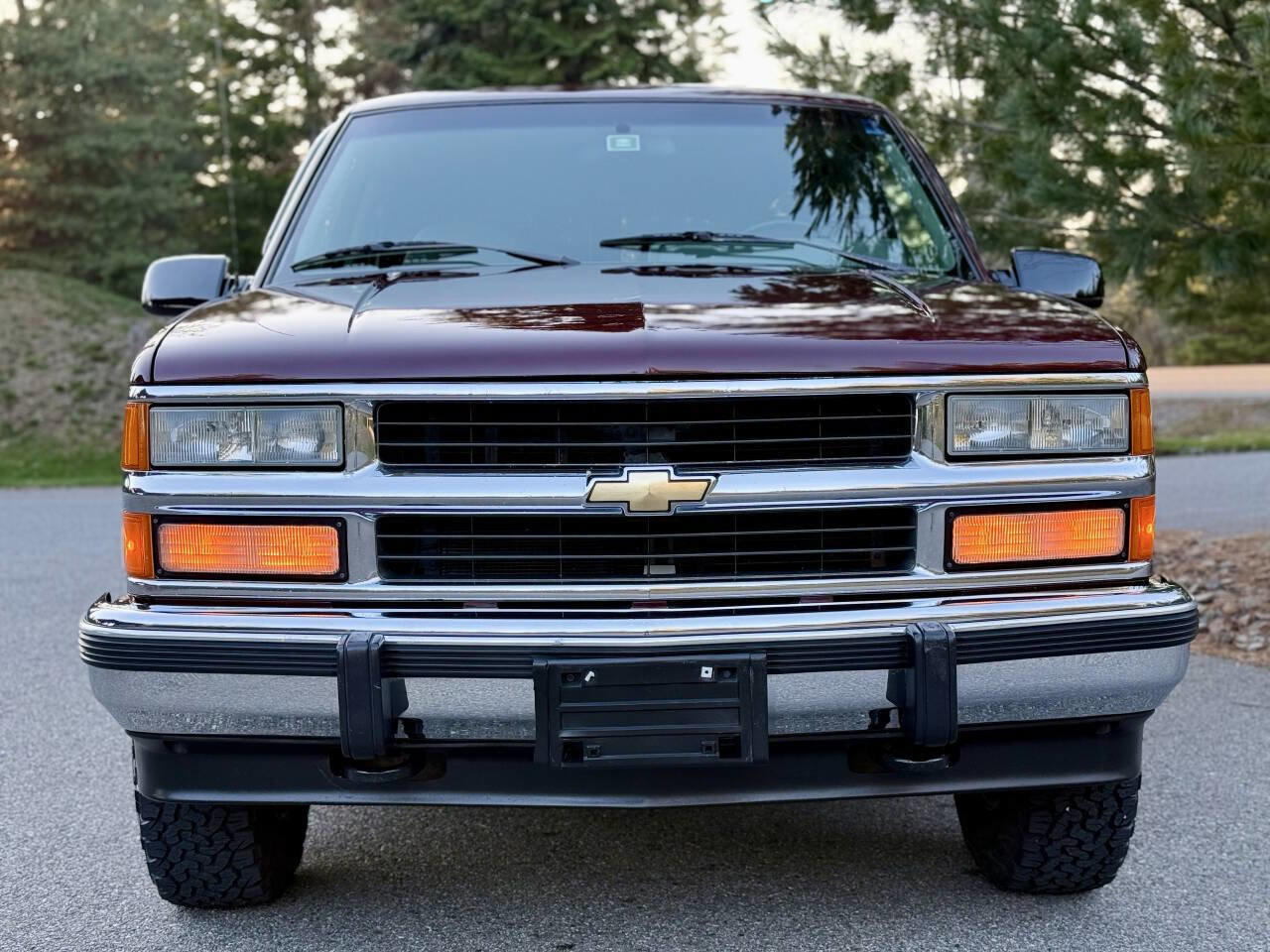 Used 1994 Chevrolet Suburban 4WD image 7