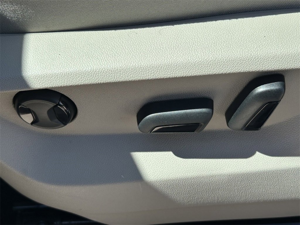 Used 2022 Volkswagen Atlas SE image 24