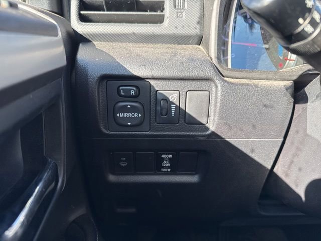 Used 2017 Toyota 4Runner SR5 Premium AWD/4WD image 17