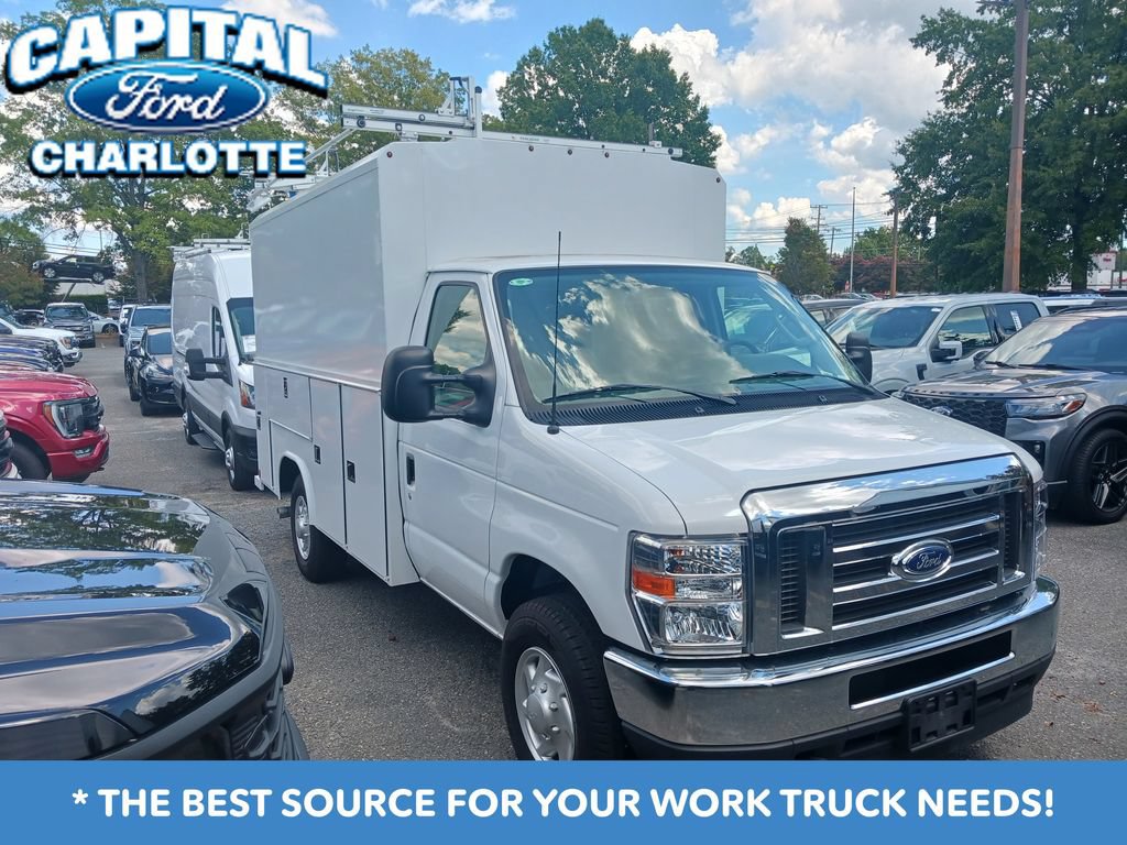 New 2024 Ford E-350 and Econoline 350 Super Duty w/ Power Windows & Locks Group RWD image 4