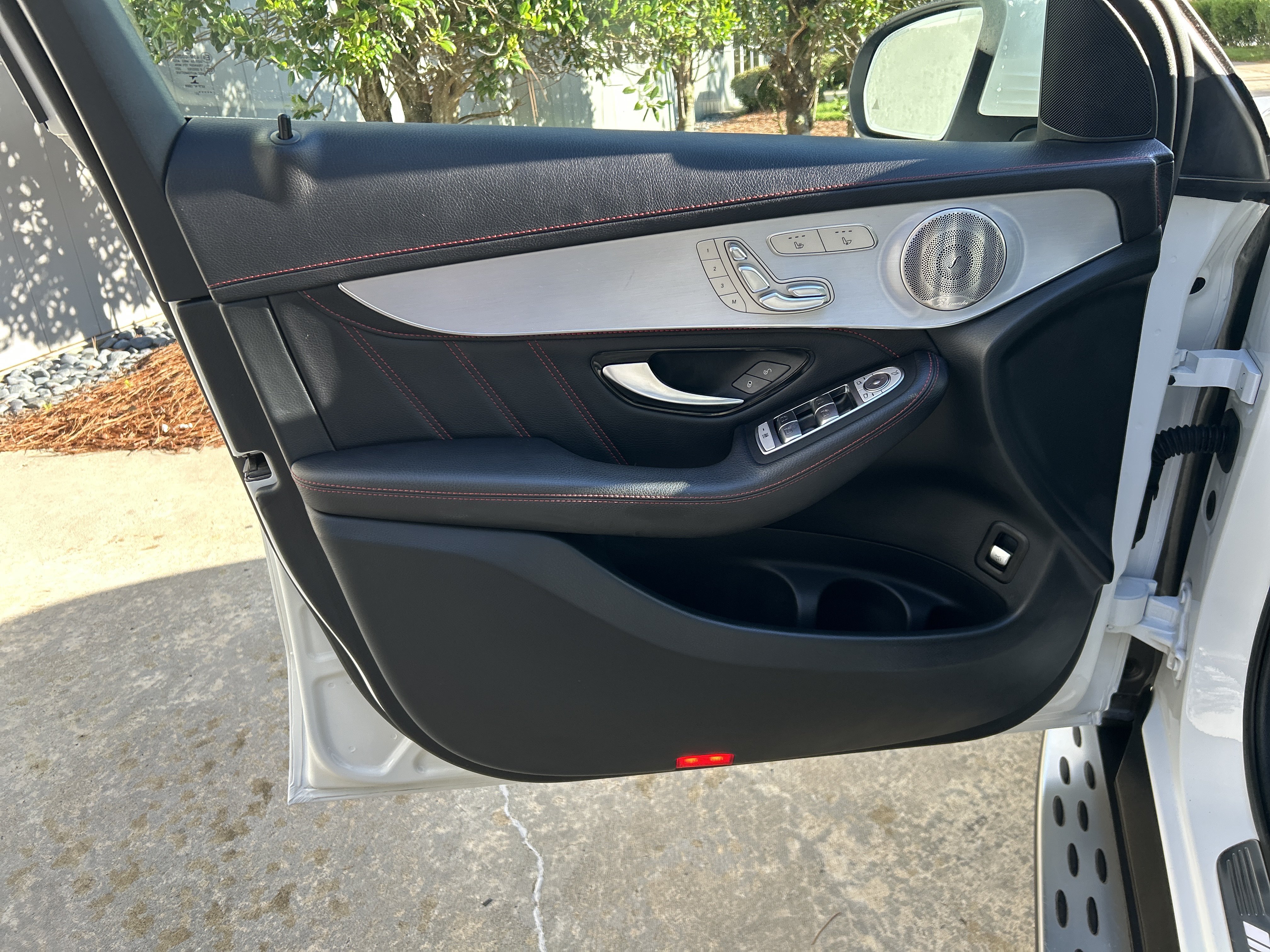Certified 2021 Mercedes-Benz GLC 43 AMG 4MATIC image 31