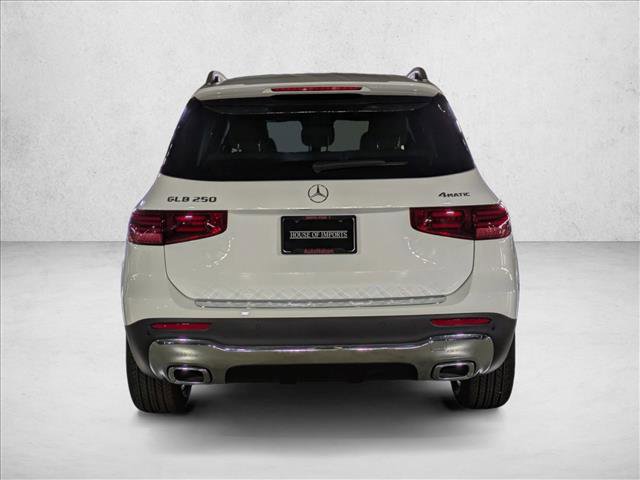 New 2025 Mercedes-Benz GLB 250 4MATIC image 8