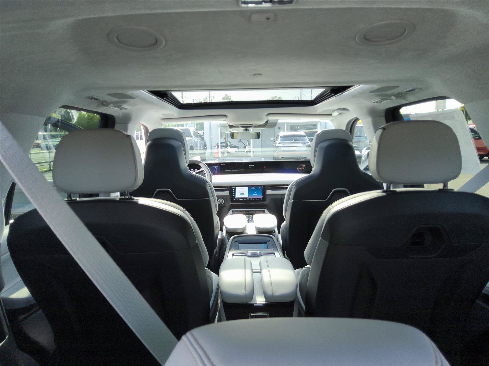 New 2027 Lincoln Navigator Black Label AWD/4WD image 21