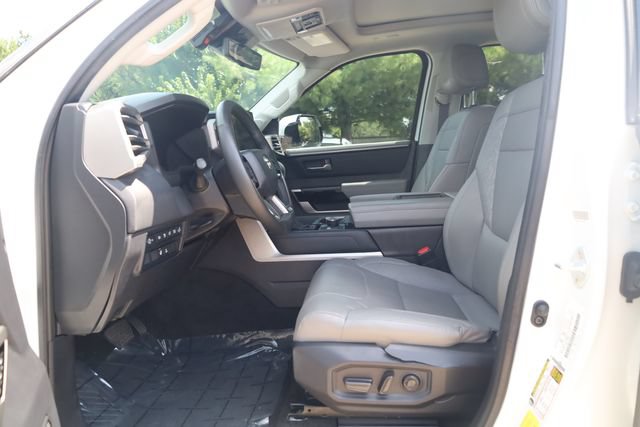 Used 2023 Toyota Tundra Limited AWD/4WD image 14