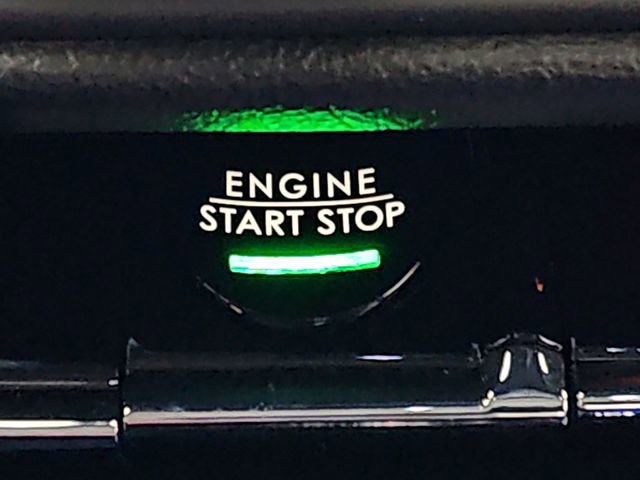 Used 2025 Lincoln Corsair Reserve w/ Jet Appearance Package image 19