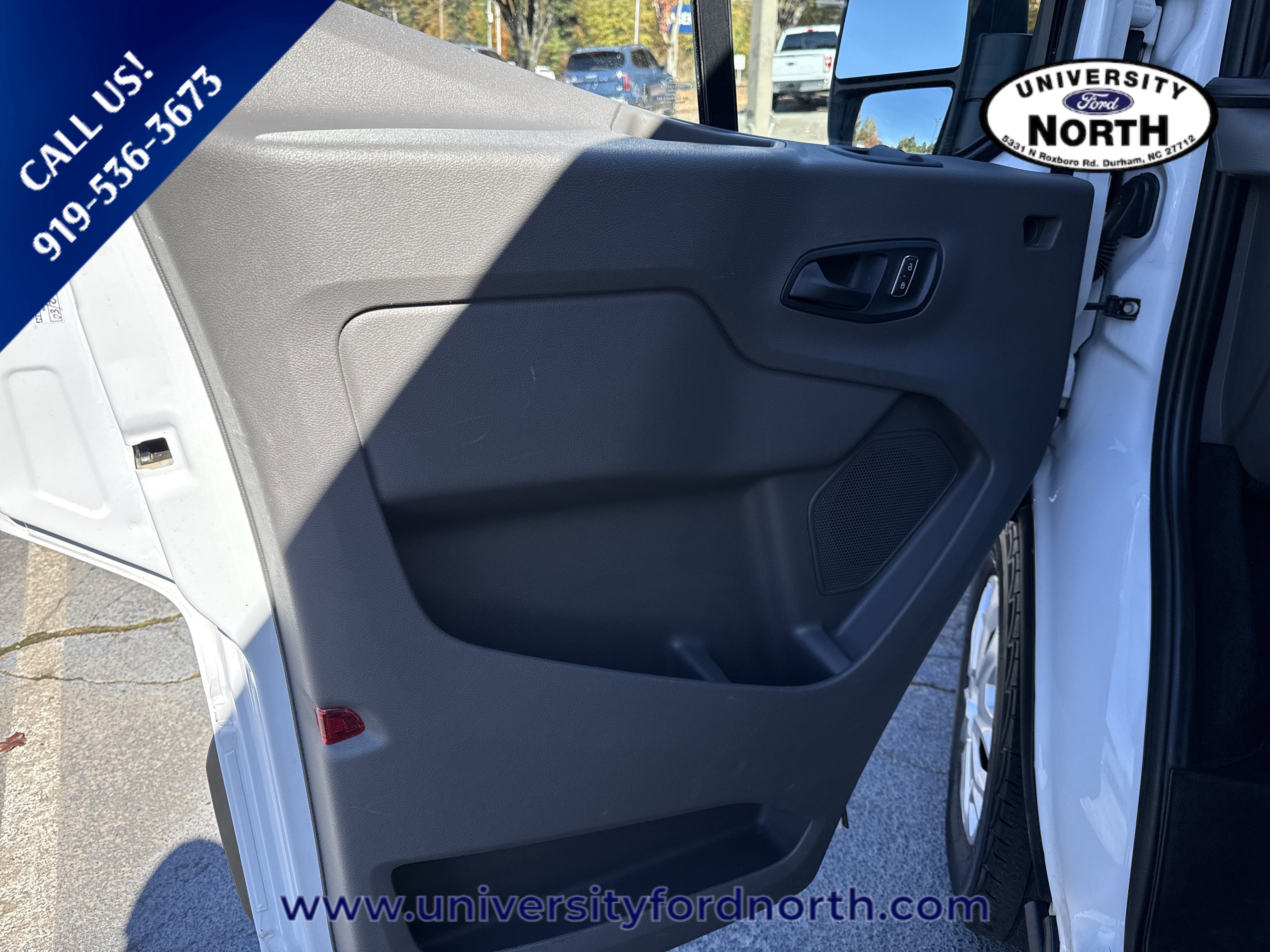 Used 2022 Ford Transit 350 XLT image 11