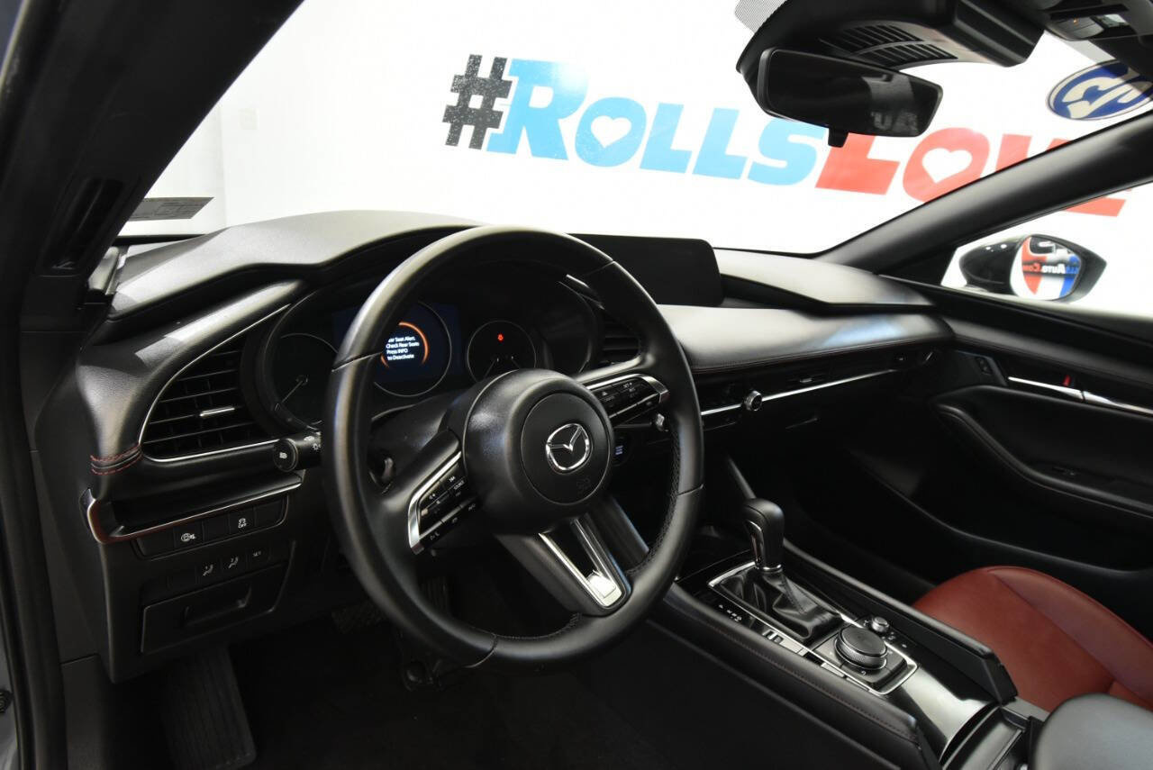 Used 2025 MAZDA MAZDA3 Carbon image 11