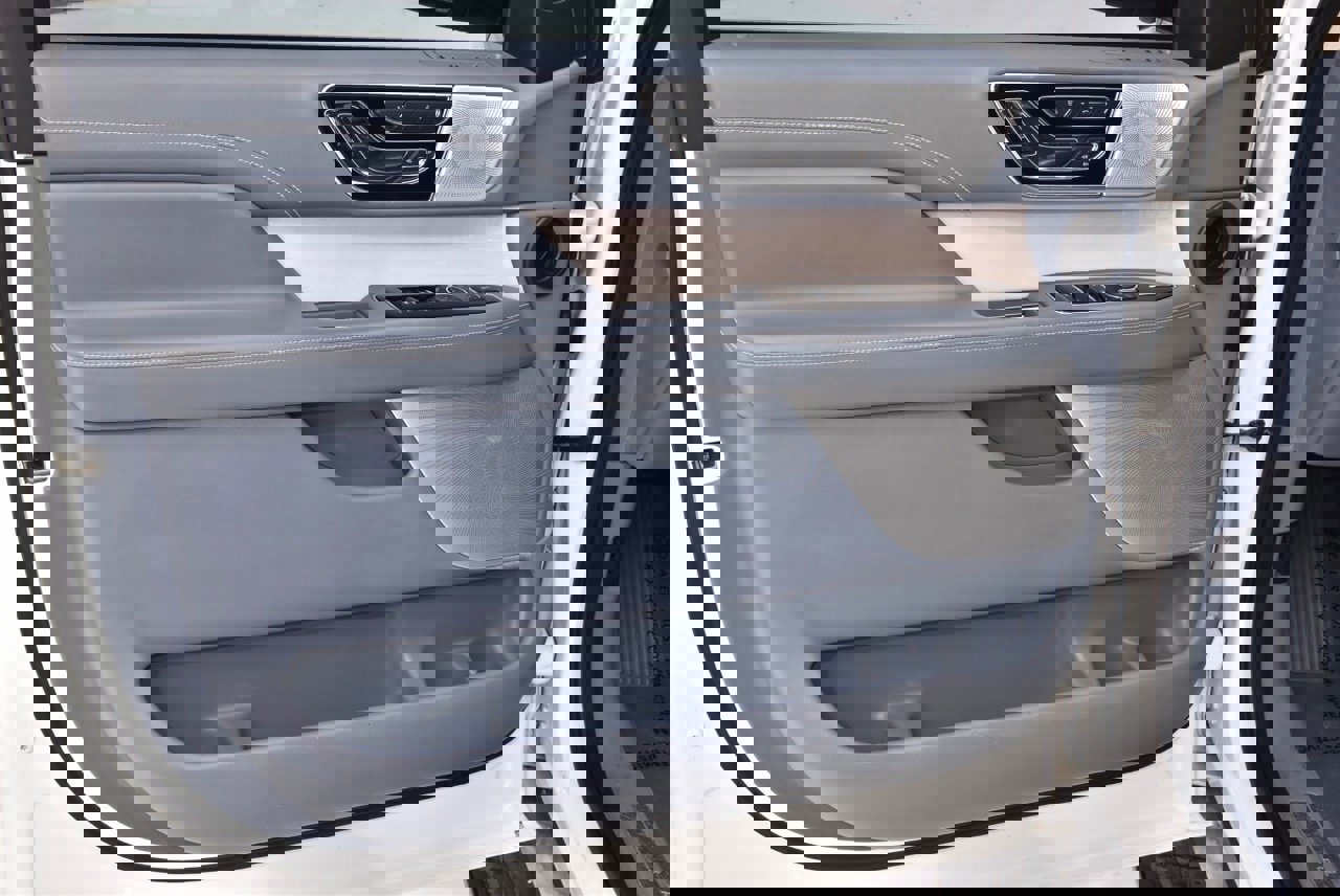 Used 2020 Lincoln Navigator Black Label image 37