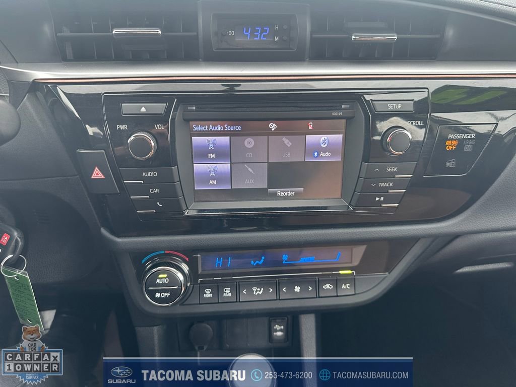 Used 2014 Toyota Corolla LE image 21