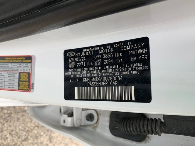 Certified 2024 Hyundai Elantra SEL FWD image 30