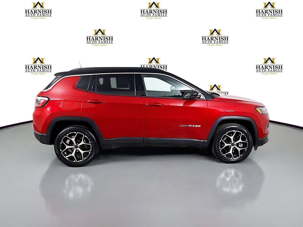 Used 2025 Jeep Compass Limited AWD/4WD image 8