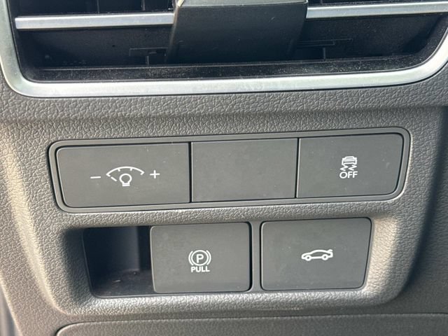 Used 2025 Hyundai Sonata SEL FWD image 25