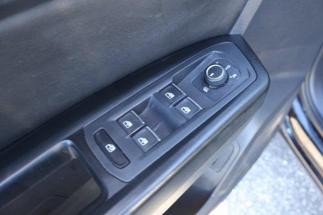 Used 2018 Volkswagen Atlas SE image 11