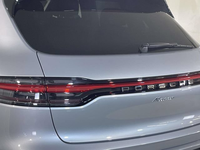 New 2026 Porsche Macan AWD/4WD image 12