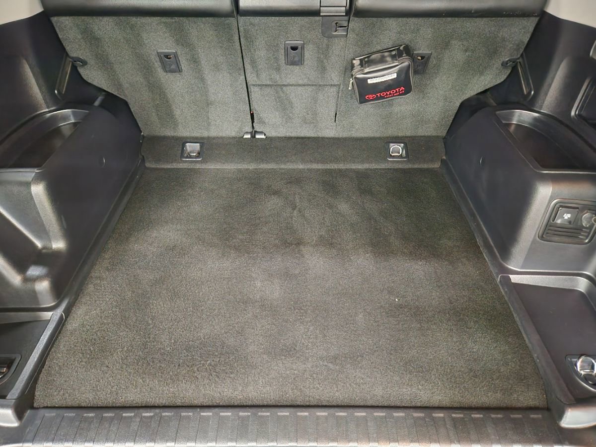 Used 2021 Toyota 4Runner SR5 Premium w/ Moonroof Package RWD image 52