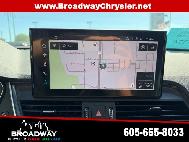 Used 2023 Audi Q5 2.0T Premium Plus w/ Premium Plus Package AWD/4WD image 18