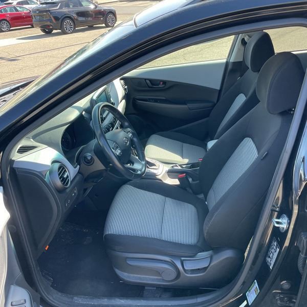 Used 2021 Hyundai Kona SEL AWD/4WD image 15