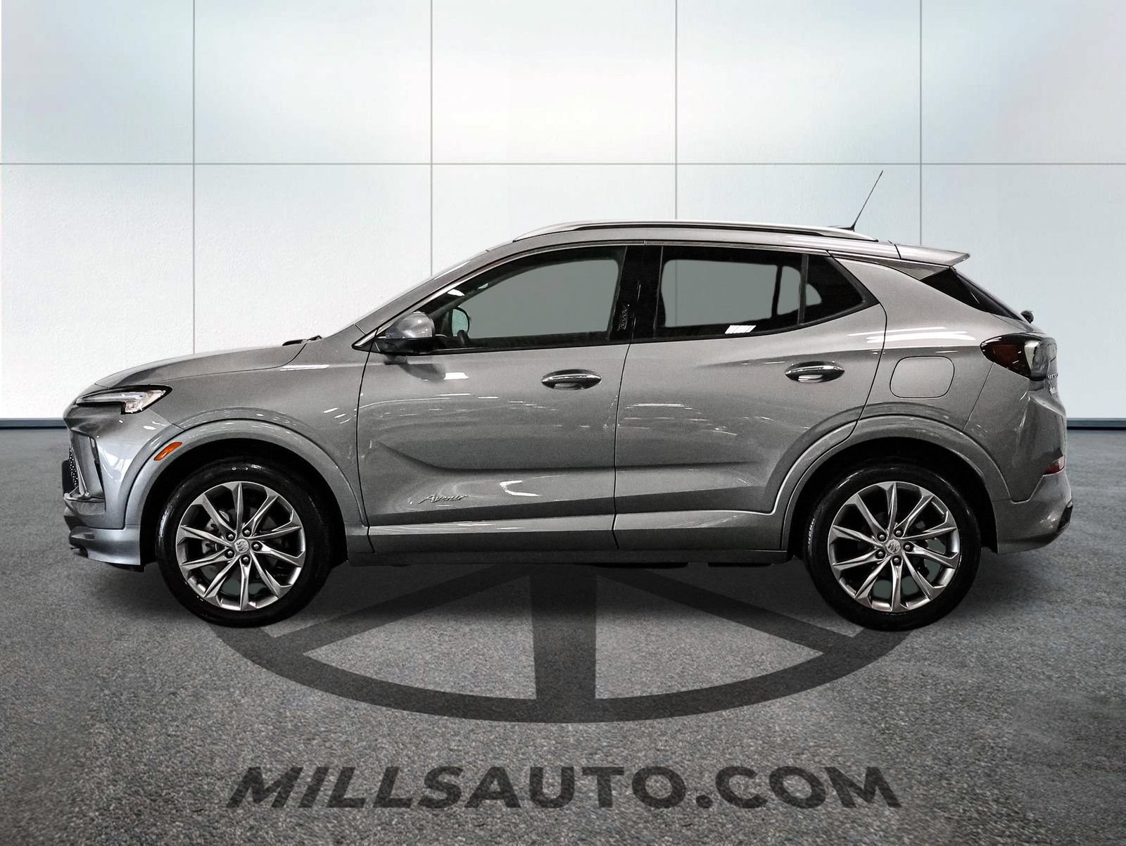 Used 2024 Buick Encore GX Avenir w/ Avenir Technology Package AWD/4WD image 3