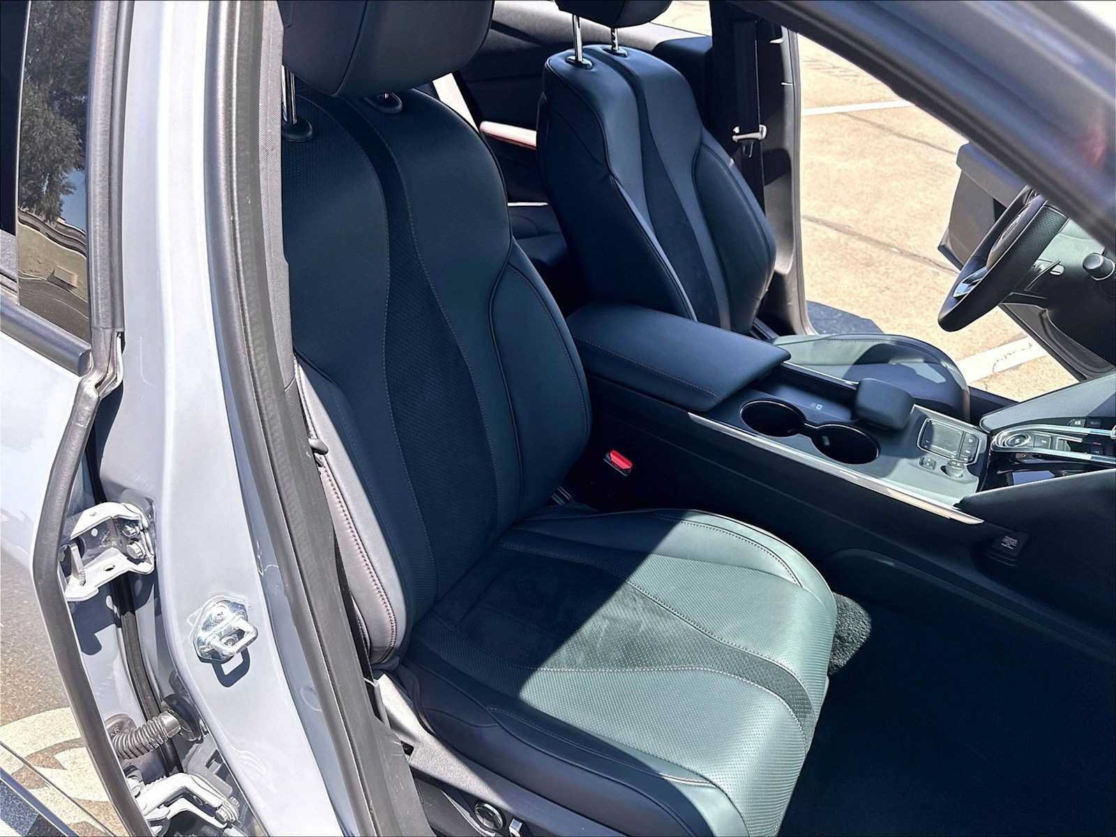 Used 2025 Acura TLX SH-AWD w/ A-SPEC Pkg image 10