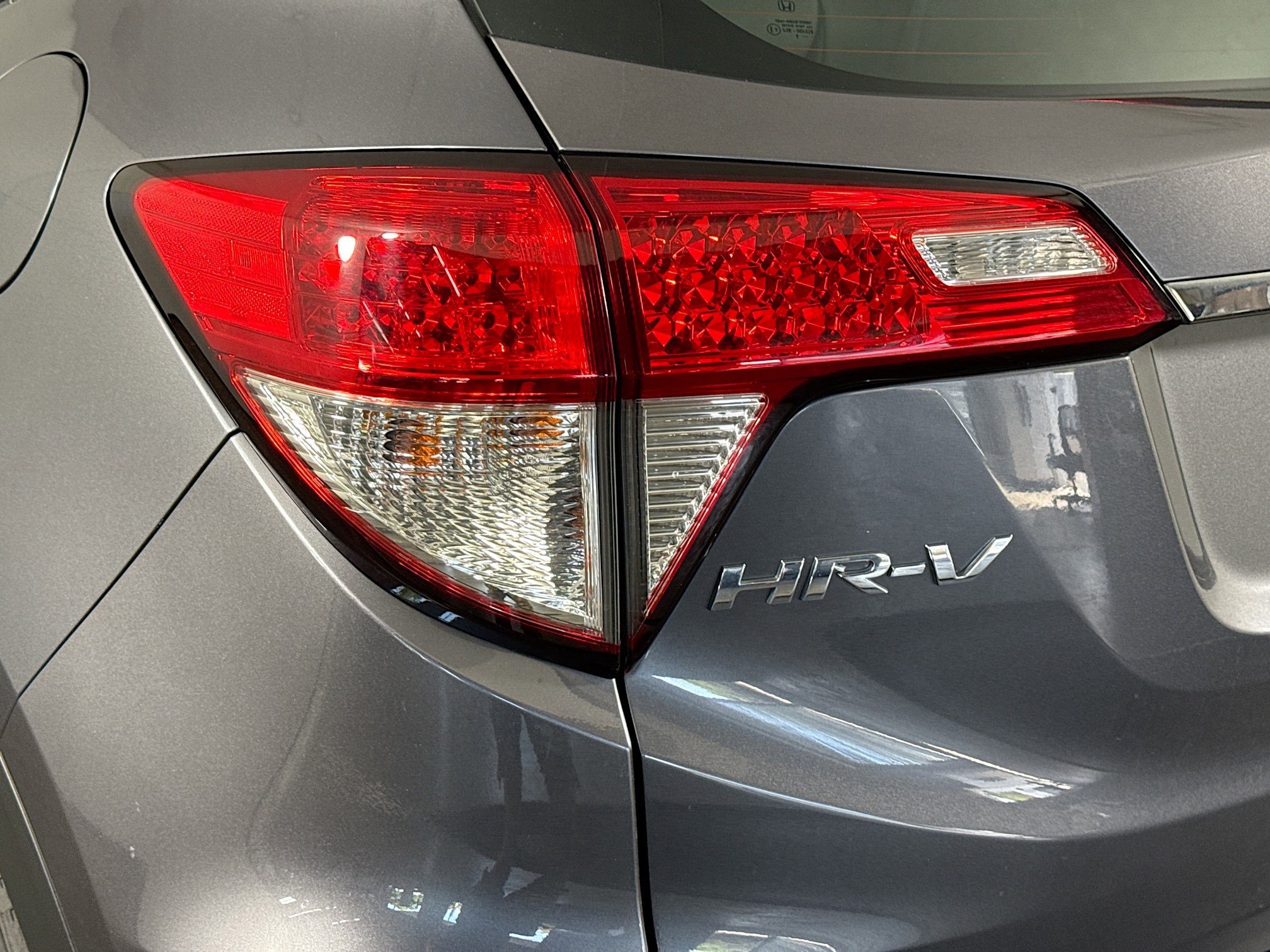 Used 2019 Honda HR-V LX image 35