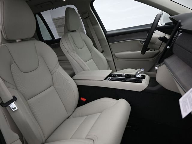 New 2026 Volvo XC90 B6 Ultra w/ Protection Package image 36