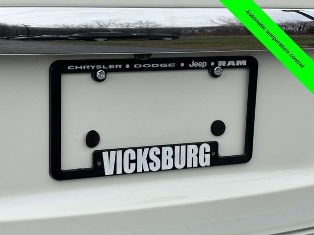 Used 2020 Nissan Pathfinder Platinum w/ Cargo Package image 46