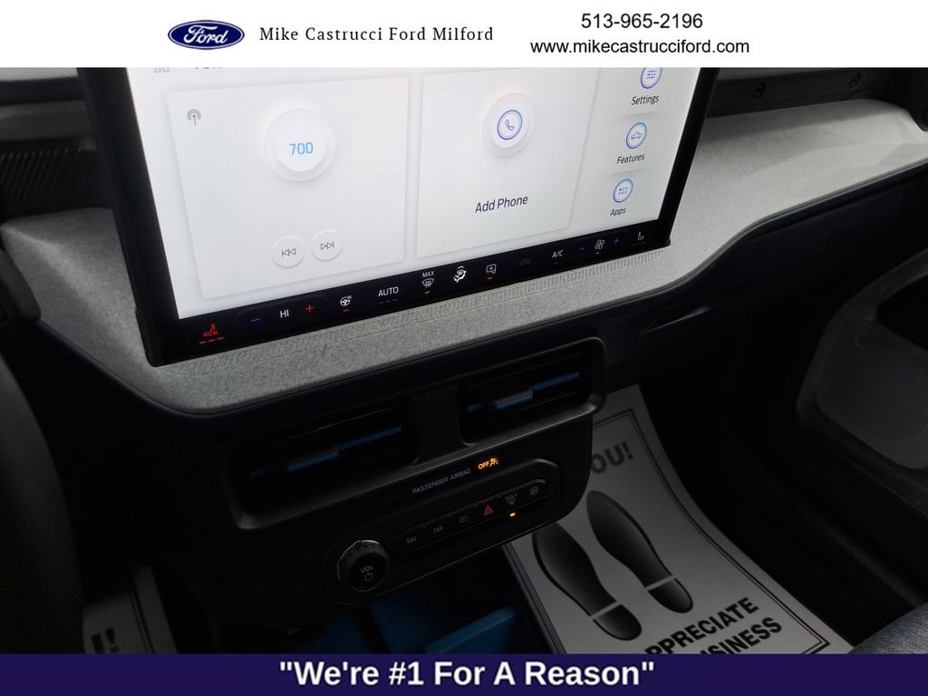 Certified 2025 Ford Maverick XLT w/ XLT Luxury Package image 15