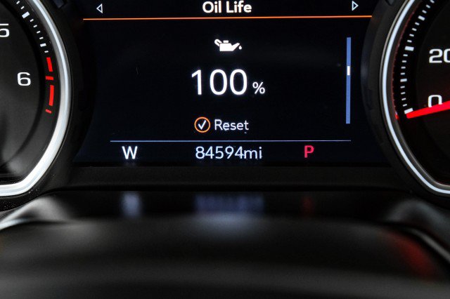 Used 2021 Chevrolet Suburban High Country AWD/4WD image 19