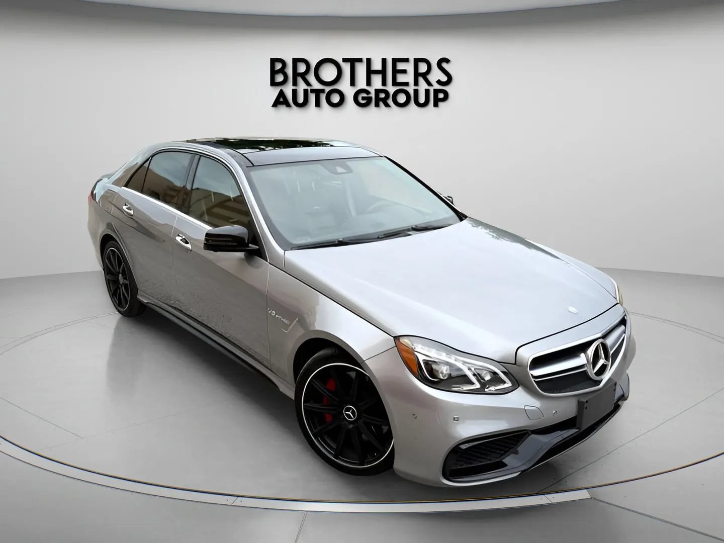 Used 2014 Mercedes-Benz E 63 AMG S-Model image 1