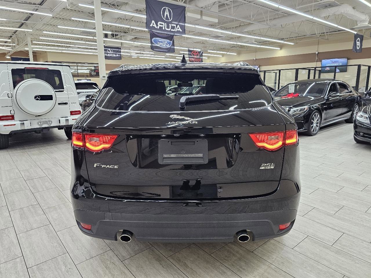 Used 2018 Jaguar F-PACE Premium AWD/4WD image 7