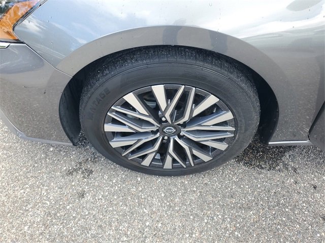 Used 2023 Nissan Altima 2.5 SV image 6