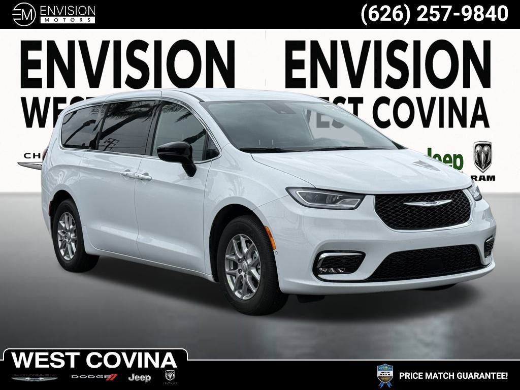 New 2026 Chrysler Pacifica Select image 1