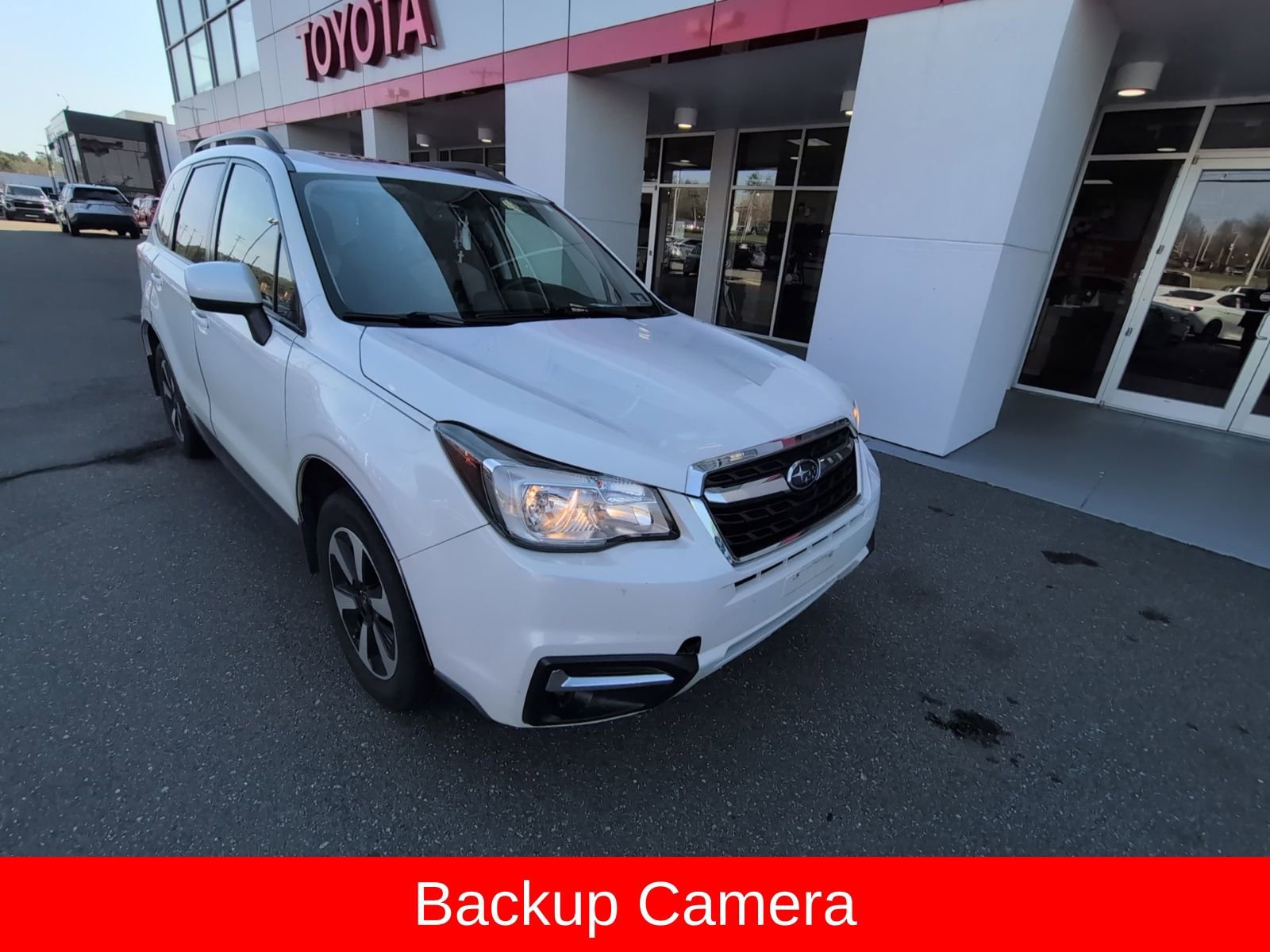 Used 2017 Subaru Forester 2.5i Premium w/ All-Weather Package image 2