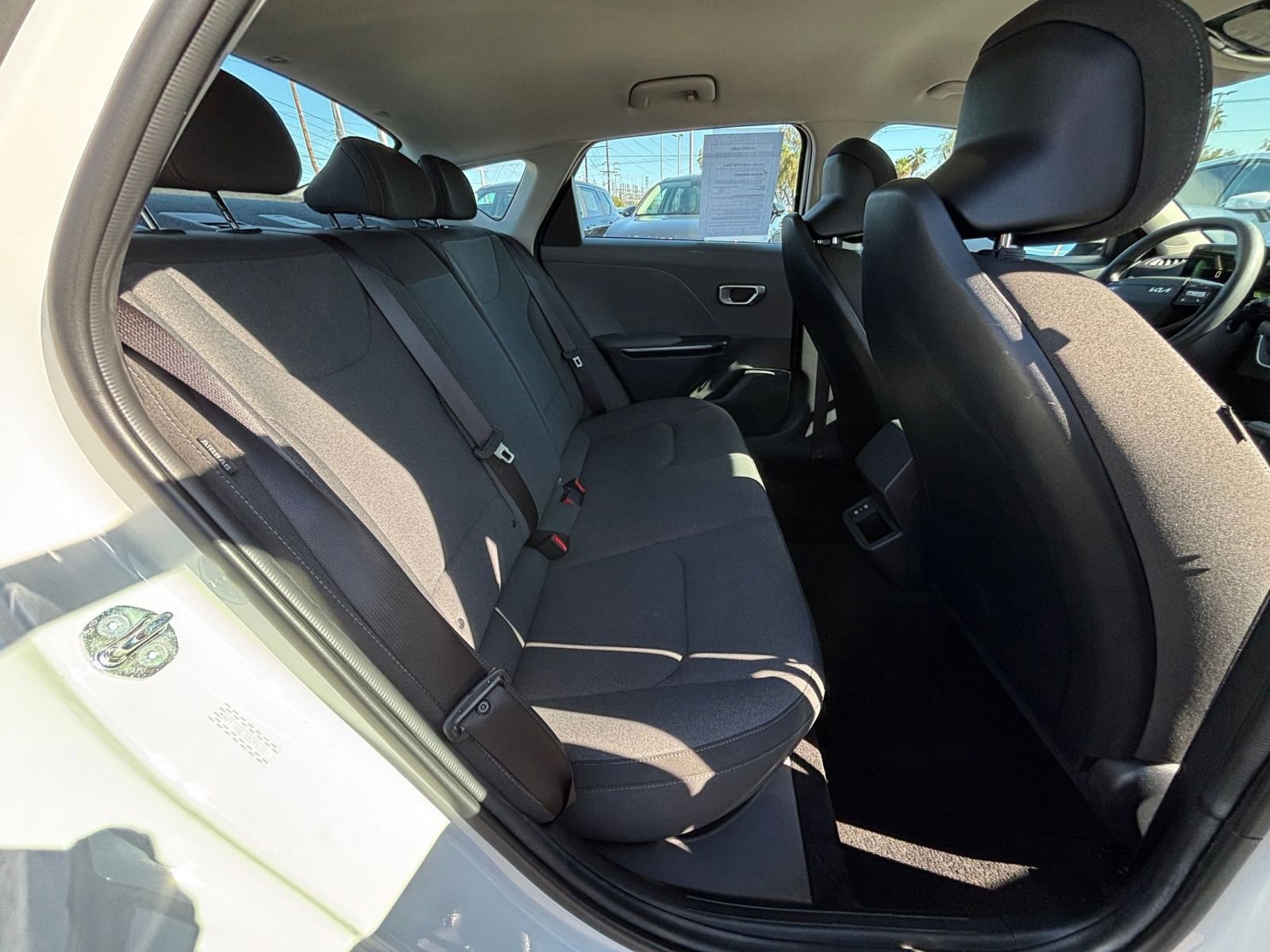 Used 2025 Kia K4 FWD image 38