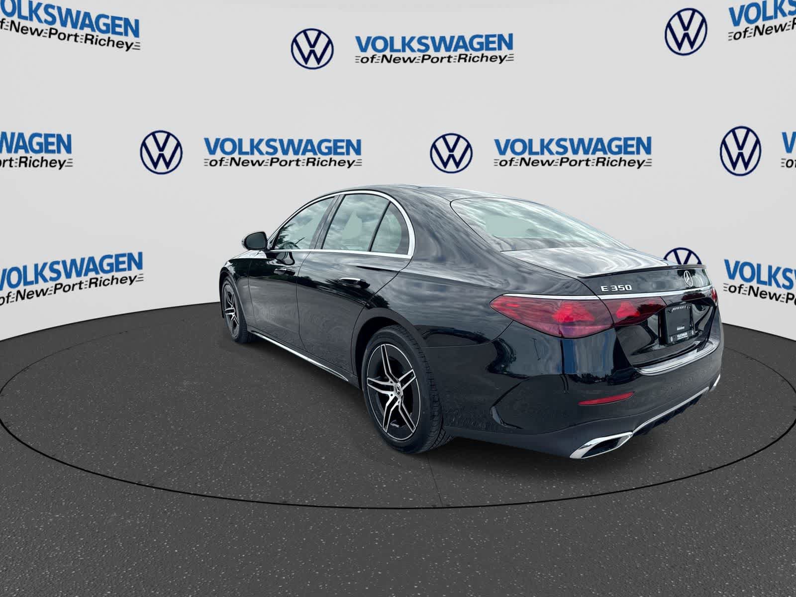 Used 2026 Mercedes-Benz E 350 Sedan image 4