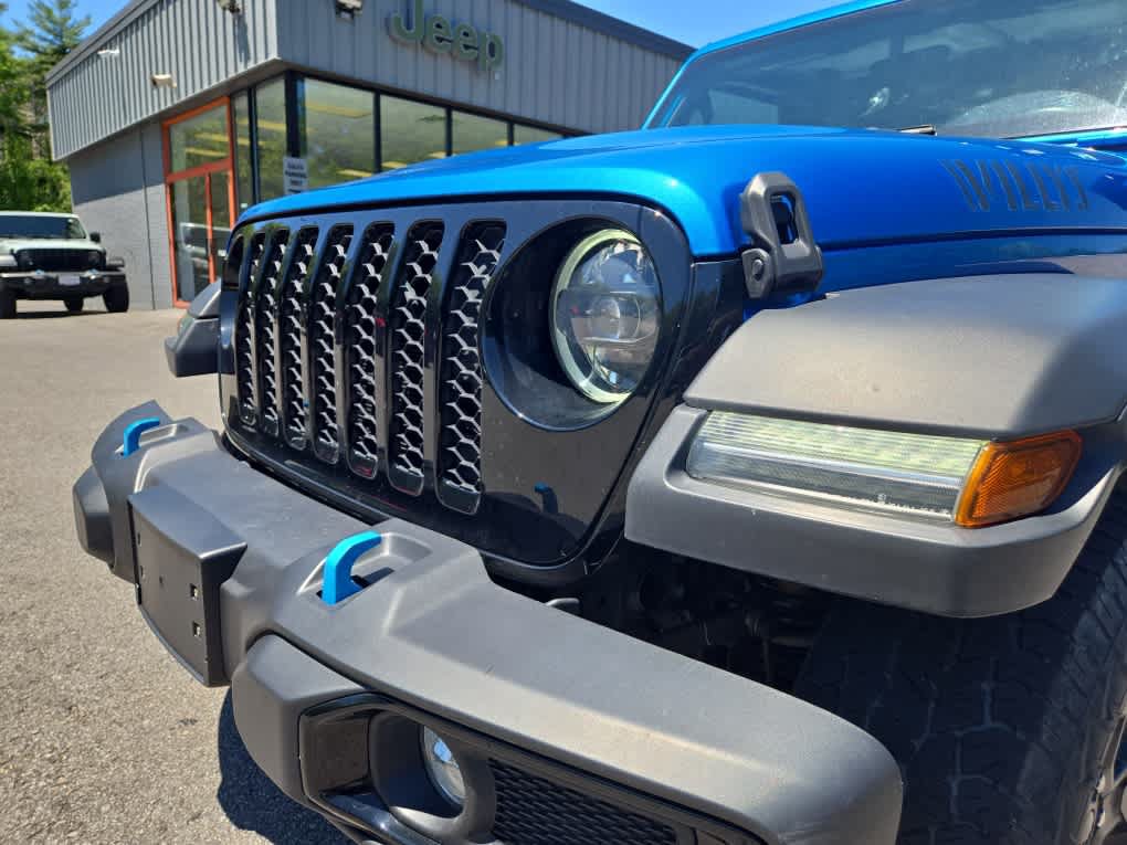 Used 2023 Jeep Wrangler Unlimited w/ Cold Weather Group AWD/4WD image 9