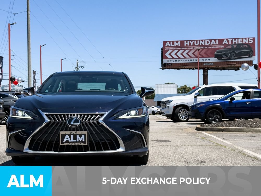 Used 2023 Lexus ES 350 w/ Premium Package FWD image 3